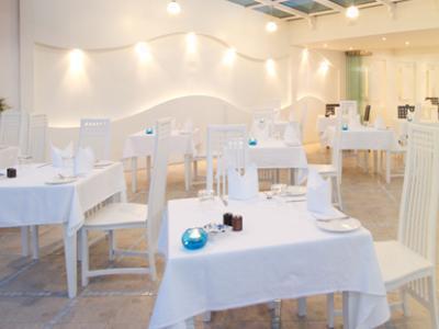 Rayaburi Beach Club Patong Exterior photo