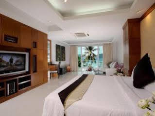 Rayaburi Beach Club Patong Exterior photo